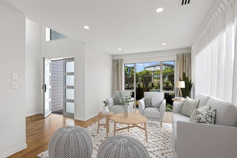 Photo of property in 47 Davey Crescent, Orewa, 0931