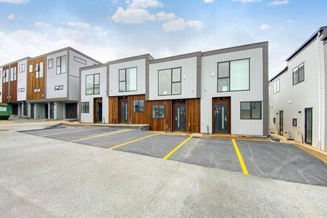 Photo of property in 8/17 Parker Avenue, New Lynn, Auckland, 0600