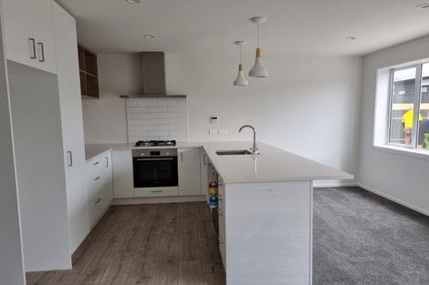 Photo of property in 38 Pateke Drive, Kenepuru, Porirua, 5022