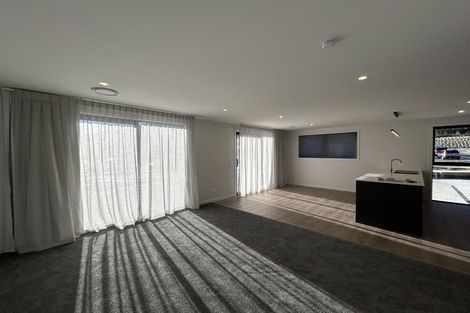 Photo of property in 15 Rowe Drive, Jacks Point, 9371