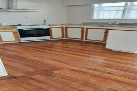 Photo of property in 31 Seabrook Avenue, New Lynn, Auckland, 0600