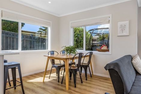 Photo of property in 42 Main Road, Titahi Bay, Porirua, 5022