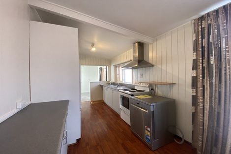 Photo of property in 56 Dowse Drive, Maungaraki, Lower Hutt, 5010