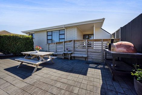 Photo of property in 38 Cameron Street, Hawera, 4610