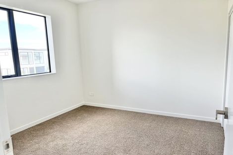 Photo of property in 15 Pilot Drive, Hobsonville, Auckland, 0616