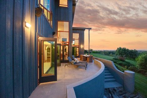 Photo of property in 45 The Strand, Fitzherbert, Palmerston North, 4410