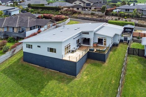 Photo of property in 29 Ina Ville Drive, Pukekohe, 2120