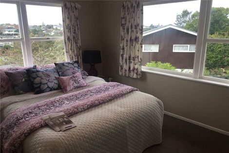 Photo of property in 37 Mountbatten Avenue, Hillcrest, Auckland, 0627