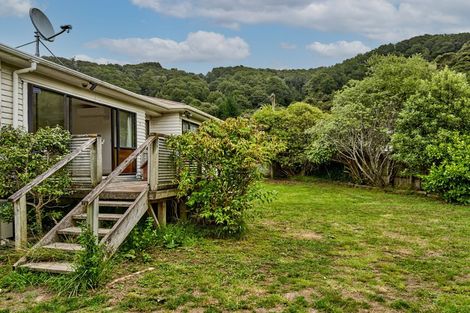 Photo of property in 5 Puriri Street, Wainuiomata, Lower Hutt, 5014
