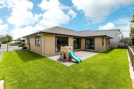 Photo of property in 5 Market Lane, Westown, New Plymouth, 4310