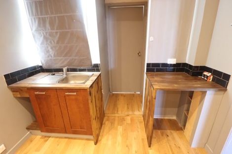 Photo of property in 35a Wade River Road, Stanmore Bay, Whangaparaoa, 0932