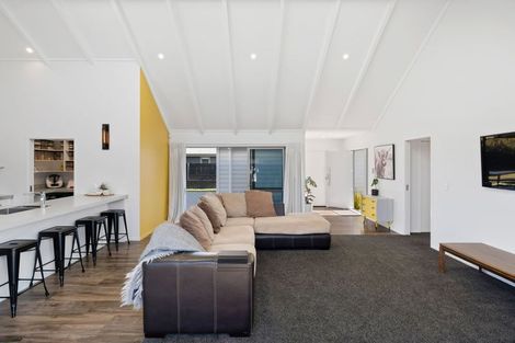 Photo of property in 76 Huka Heights Drive, Rangatira Park, Taupo, 3330