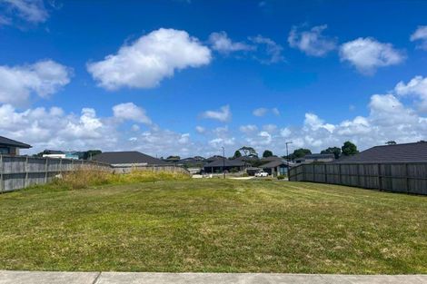 Photo of property in 9 Waikohi Avenue, Glenbrook, 2681