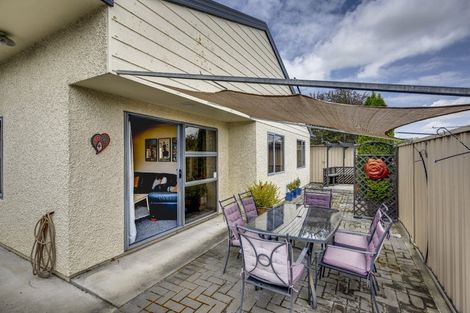 Photo of property in 2/193 Gloucester Street, Taradale, Napier, 4112