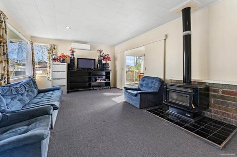 Photo of property in 11 Murillo Place, Henderson, Auckland, 0612