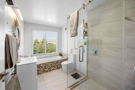 Photo of property in 21 Sam John Place, Lake Hawea, 9382