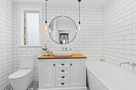 Photo of property in 420 Devon Street East, Strandon, New Plymouth, 4312