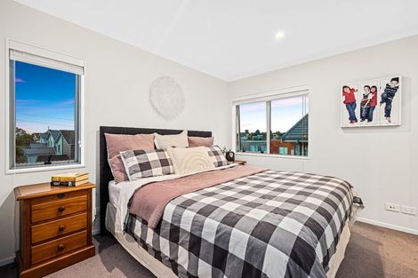 Photo of property in 3 George Mcwhirter Avenue, Massey, Auckland, 0614