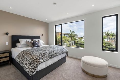 Photo of property in 32 Dudley Road, Inglewood, 4386