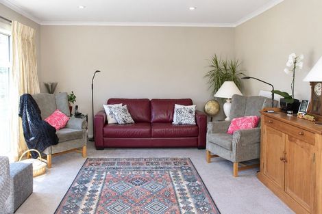 Photo of property in 58 Evergreen Crescent, Trentham, Upper Hutt, 5018