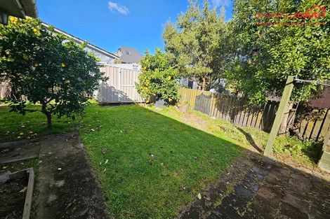 Photo of property in 3/1004 Papamoa Beach Road, Papamoa Beach, Papamoa, 3118