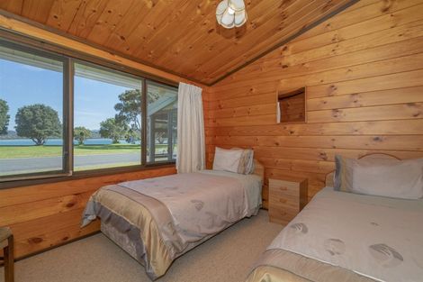 Photo of property in 67 Robinson Road, Whitianga, 3510