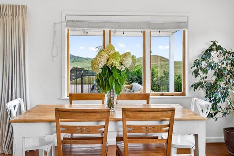 Photo of property in 1222 Taihape Road, Sherenden, Hastings, 4179