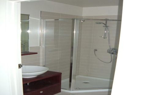 Photo of property in Scene One Apartments, 404/2 Beach Road, Auckland Central, Auckland, 1010