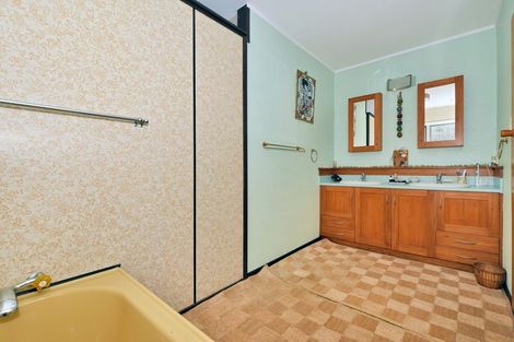 Photo of property in 5 Sunnyside Street, Onerahi, Whangarei, 0110