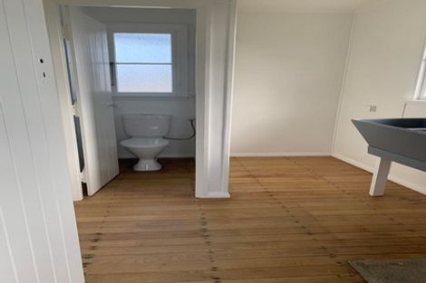 Photo of property in 396 Carrington Street, Upper Vogeltown, New Plymouth, 4310