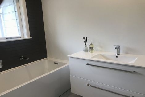 Photo of property in 54 Drake Street, Howick, Auckland, 2014