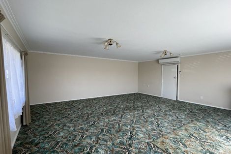 Photo of property in 54 Withells Road, Avonhead, Christchurch, 8042