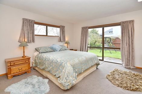 Photo of property in 78 Regency Crescent, Redwood, Christchurch, 8051