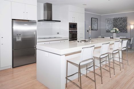 Photo of property in 64a Maunganui Road, Mount Maunganui, 3116