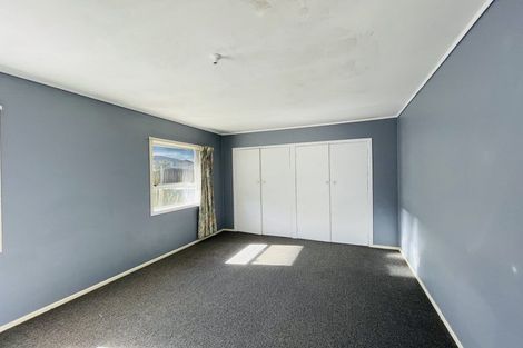 Photo of property in 43 Kurnell Drive, Botany Downs, Auckland, 2010