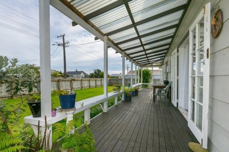 Photo of property in 30 Blake Street, Waitara, 4320