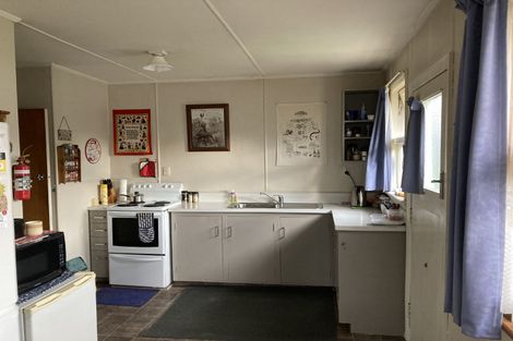 Photo of property in 3 Clifton Terrace, West End, Timaru, 7910