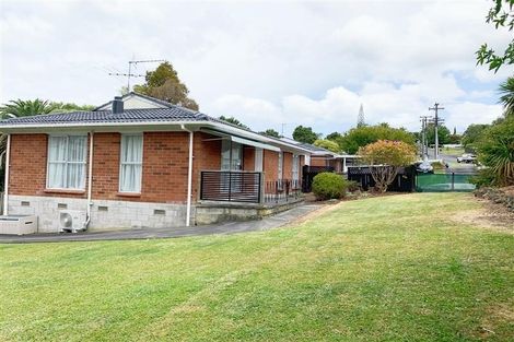 Photo of property in 2/14 Claridge Street, Glen Eden, Auckland, 0602