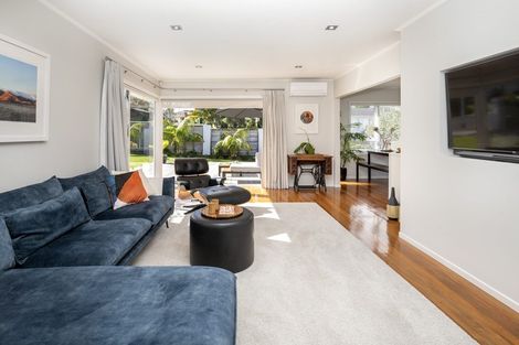 Photo of property in 12 Fordyce Avenue, Sunnyhills, Auckland, 2010