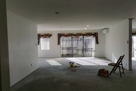 Photo of property in 19 Cate Road, Rototuna, Hamilton, 3210