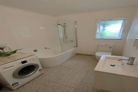 Photo of property in 21 Highbury Crescent, Highbury, Wellington, 6012