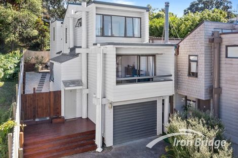 Photo of property in 2/51 Seaton Road, Murrays Bay, Auckland, 0630