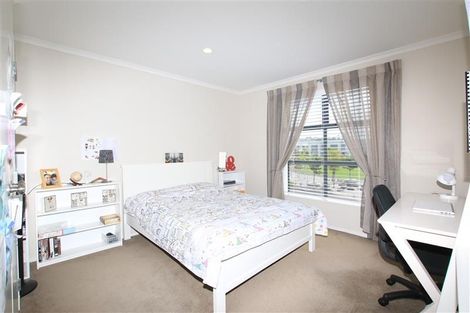 Photo of property in 19 Styak Street, Stonefields, Auckland, 1072