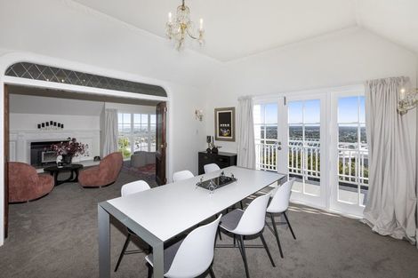 Photo of property in 81a Dyers Pass Road, Cashmere, Christchurch, 8022