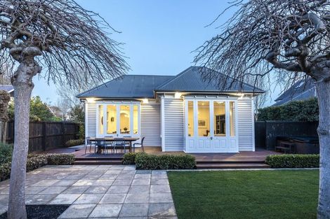 Photo of property in 41 Leinster Road, Merivale, Christchurch, 8014