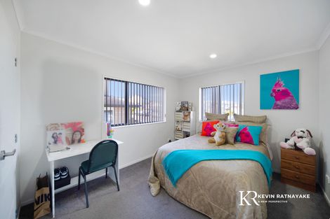 Photo of property in 5 Kereru Rise, Papakura, 2110