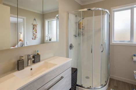 Photo of property in 55a Kings Drive, Levin, 5510