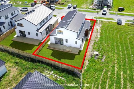 Photo of property in 13 Korowhiti Road, Clarks Beach, 2122