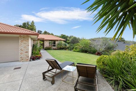 Photo of property in 20 Roberta Crescent, Orewa, 0931