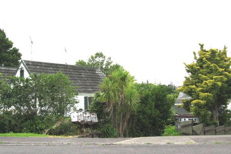 Photo of property in 2/6 Griffen Road, Mount Roskill, Auckland, 1041